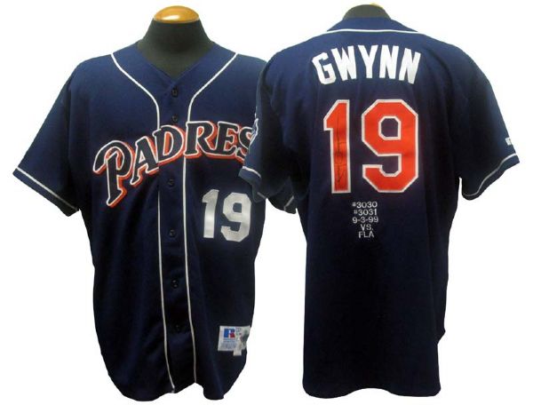 1999 Tony Gwynn San Diego Padres Game-Used Signed Jersey