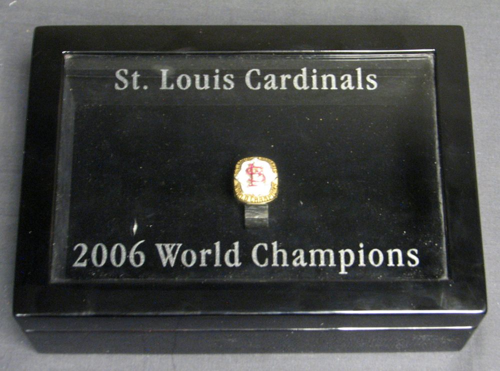 Lot Detail - 2006 St. Louis Cardinals World Series Championship Ring  Presented to Affiliate Coach Steve Dillard
