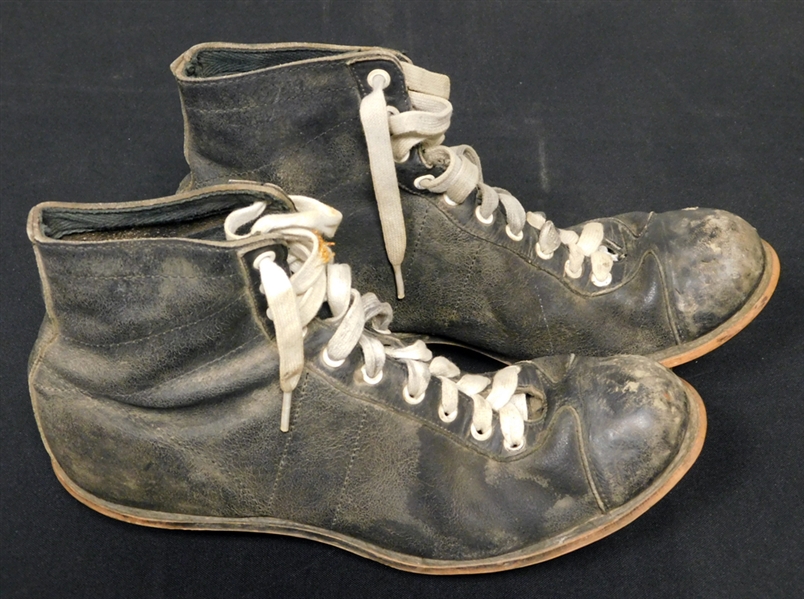 1960 Johnny Unitas Baltimore Colts Game-Worn Black High-Top Cleats with LOA from Art Donovan