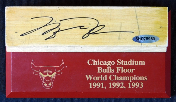 Michael Jordan Chicago Stadium Signed Game-Used Bulls Floorpiece UDA