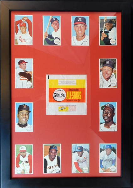 1964 Topps Giants Hall of Fame Display of (12) Cards and Wrapper with Mantle